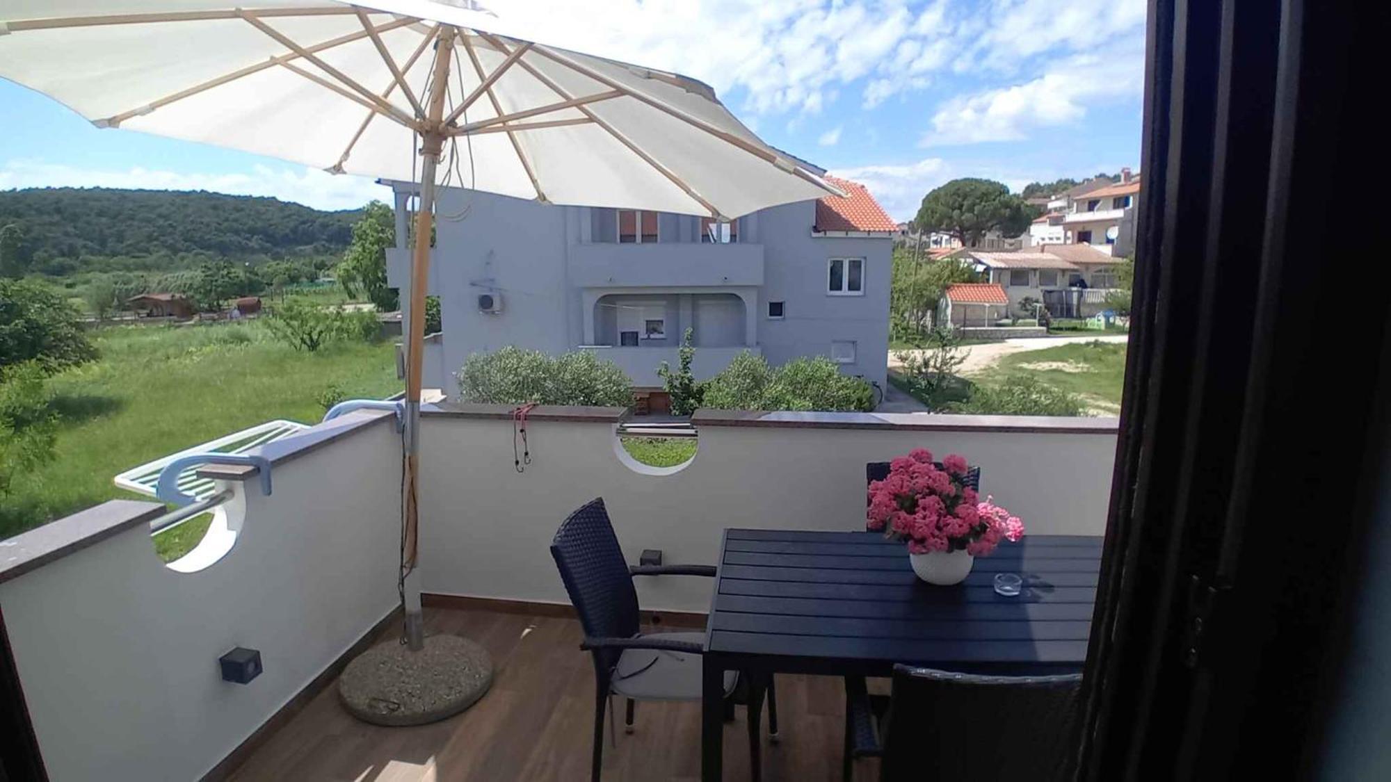 Kampor Apartment 3 Bagian luar foto